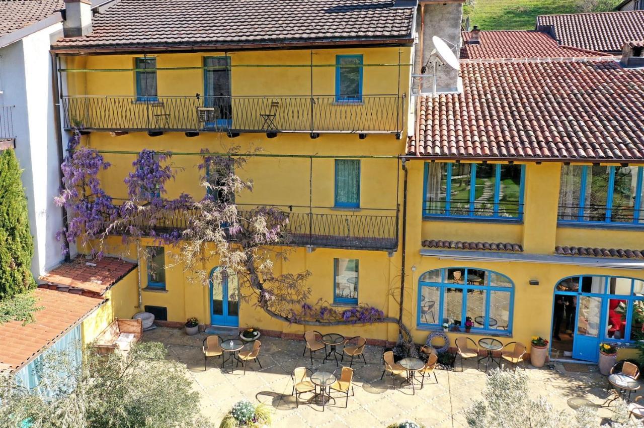 Romantico Palazzo Dei Ulivi Purasca Exterior foto